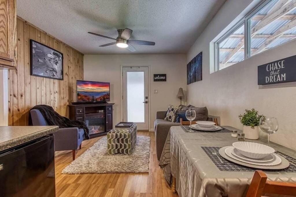 Moonlight Cottage - Your Romantic & Scenic Escape Sevierville Luaran gambar
